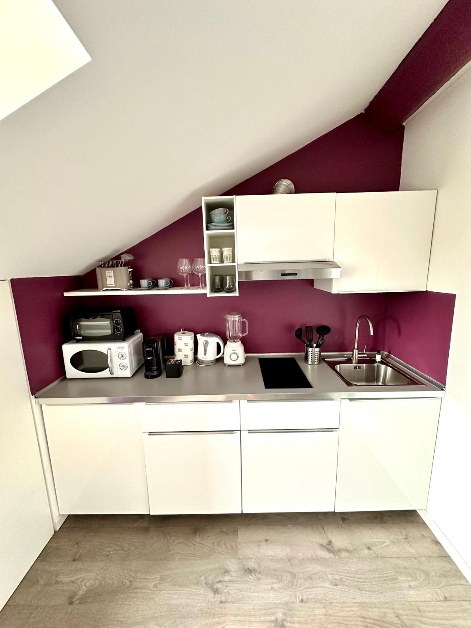 Purple House - Garibaldi Fs Apartment