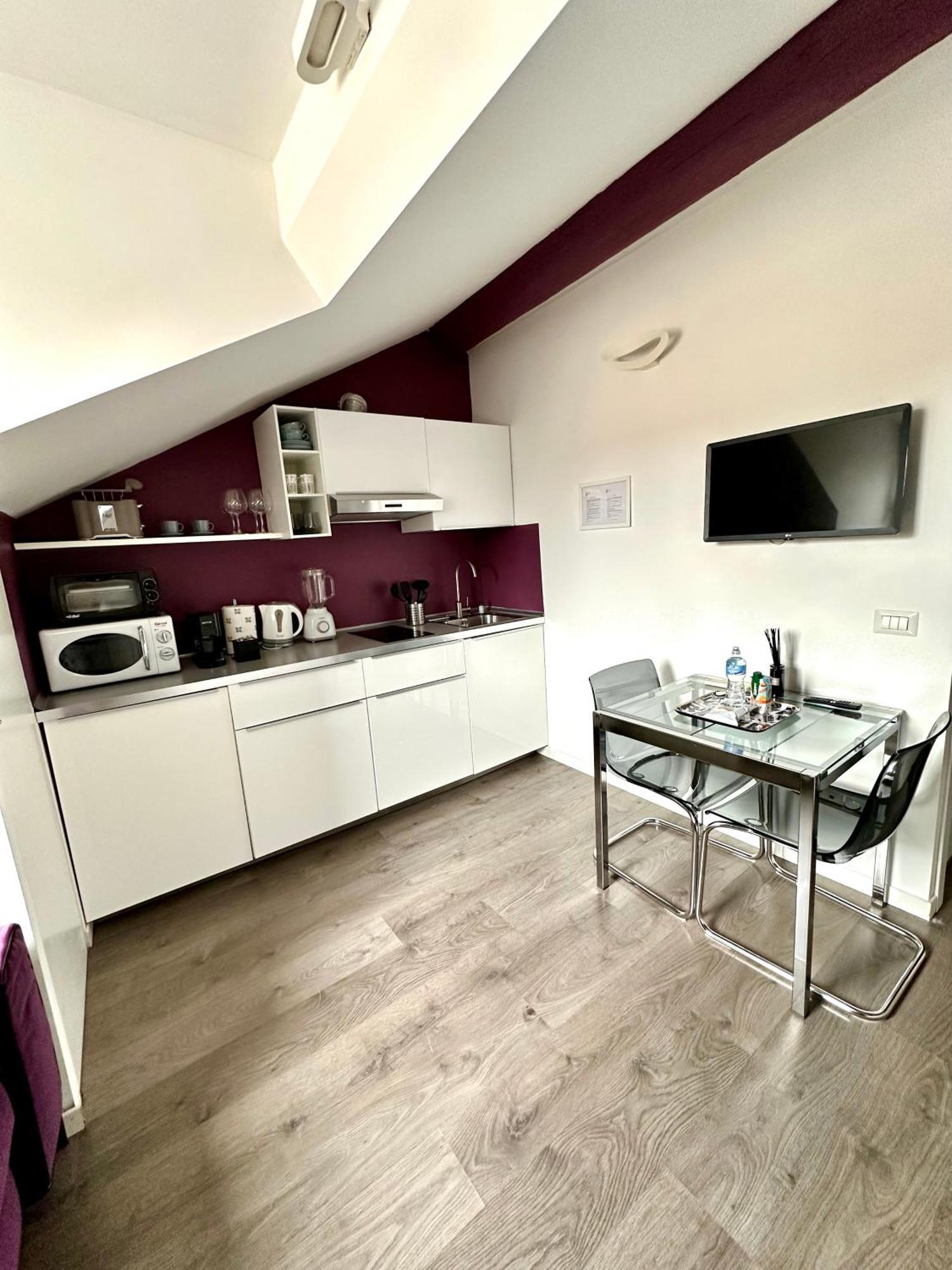 Apartment Purple House - Garibaldi Fs *