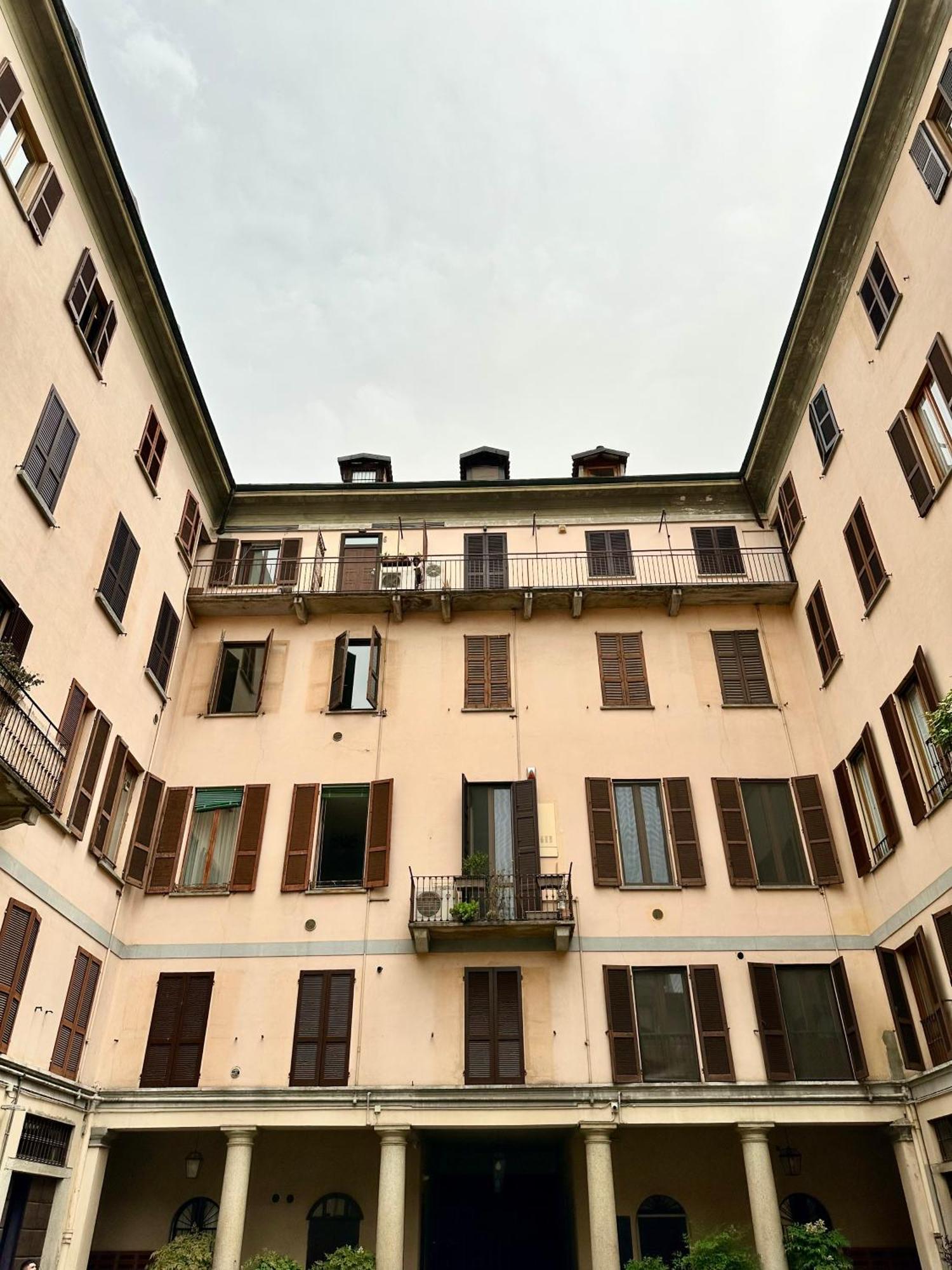 Purple House - Garibaldi Fs * Mailand
